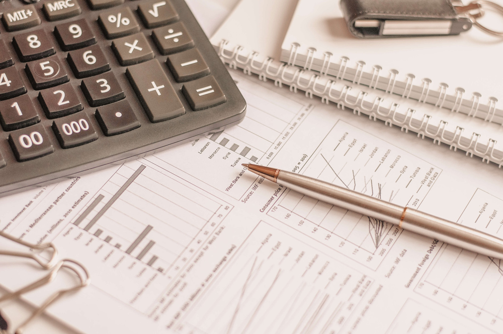 Our professionals manage all aspects of federal, state, and local income tax filings for individuals, business owners, investment entities, and high net worth individuals.